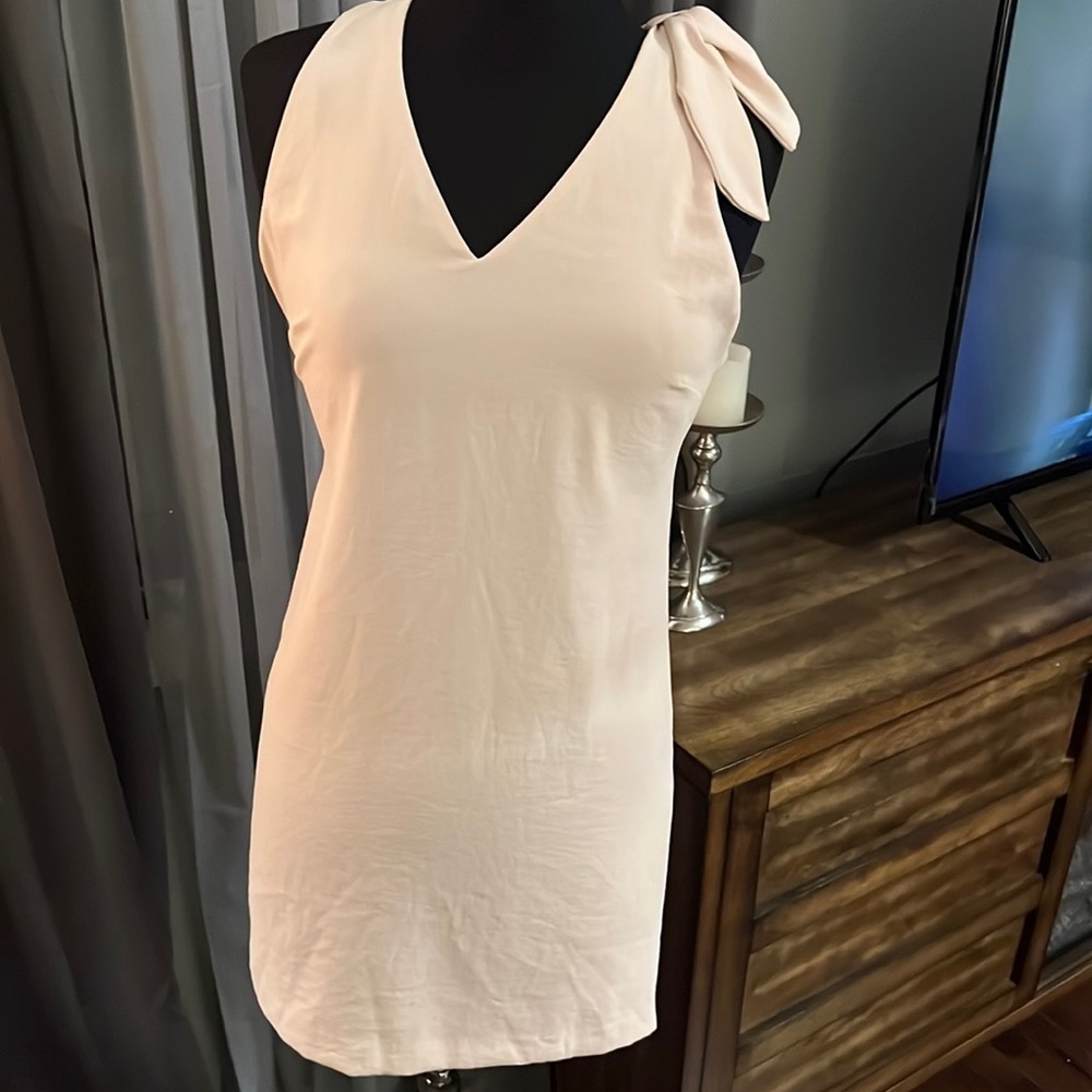MNG Short Mini Dress with Bow‎ on Shoulder